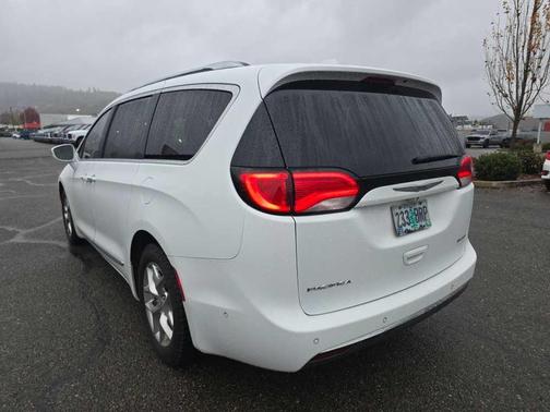 2017 Chrysler Pacifica Limited