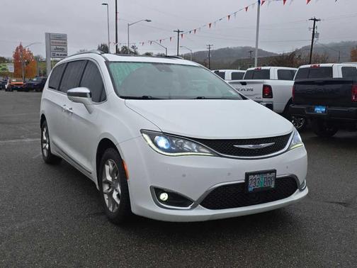 2017 Chrysler Pacifica Limited