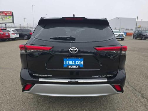 2020 Toyota Highlander Platinum