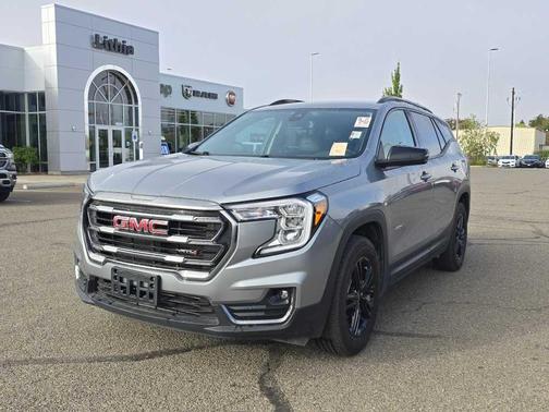 2023 GMC Terrain AT4