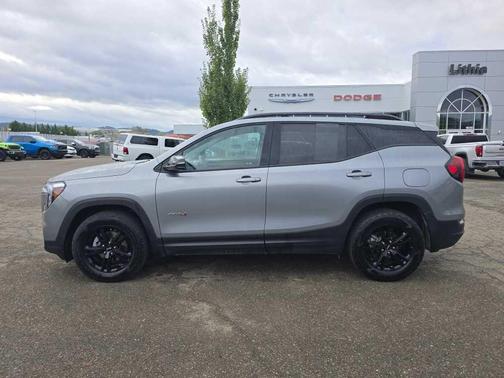 2023 GMC Terrain AT4