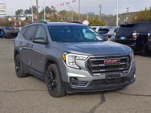 2023 GMC Terrain AT4