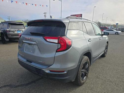 2023 GMC Terrain AT4