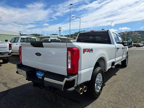 2023 Ford F-350 XLT