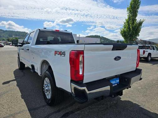 2023 Ford F-350 XLT