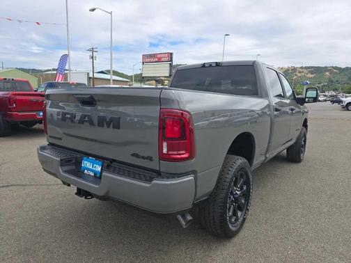 Ceramic Gray Clearcoat 2026 RAM 2500 Big Horn
