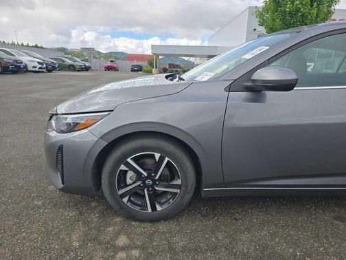 Gun Metallic 2024 Nissan Sentra SV