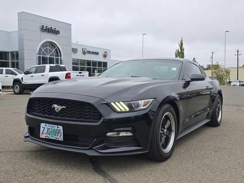 2017 Ford Mustang V6