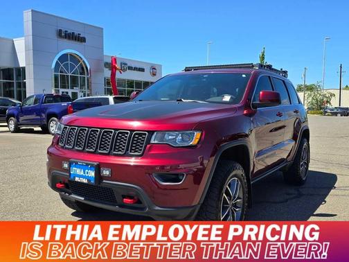 2020 Jeep Grand Cherokee Laredo E