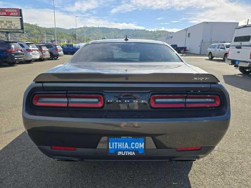 2016 Dodge Challenger SRT 392