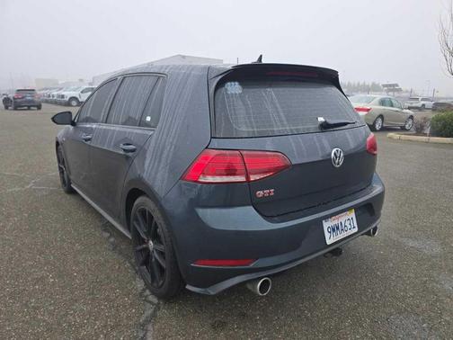 2021 Volkswagen Golf GTI 2.0T SE
