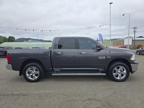 Granite Crystal Clearcoat Metallic 2017 RAM 1500 Big Horn