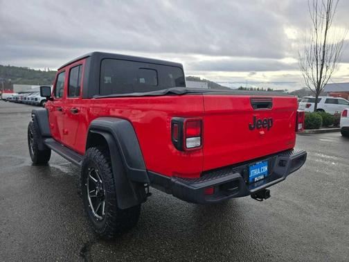 2020 Jeep Gladiator Sport