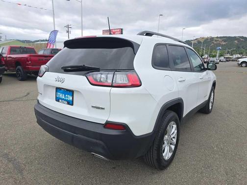 Bright White Clearcoat 2022 Jeep Cherokee Latitude Lux