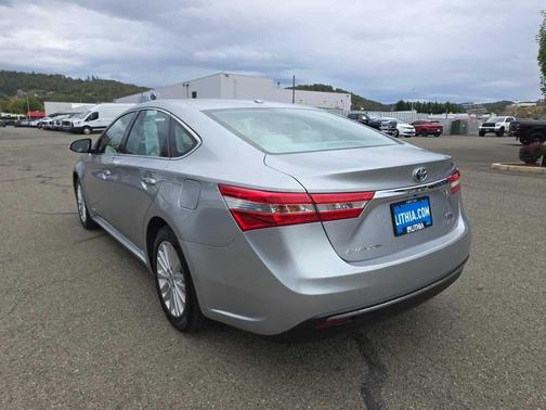 2015 Toyota Avalon Hybrid XLE Premium