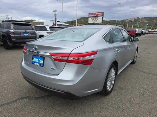 2015 Toyota Avalon Hybrid XLE Premium