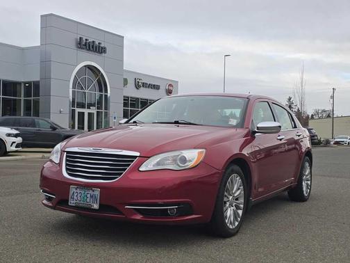 2013 Chrysler 200 Limited