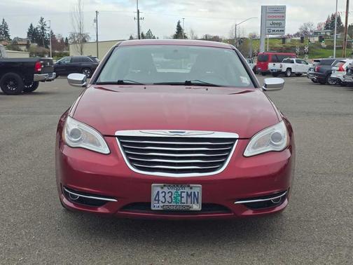 2013 Chrysler 200 Limited