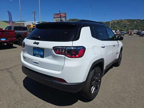 Bright White Clearcoat 2026 Jeep Compass Limited Altitude