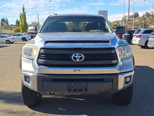 2014 Toyota Tundra SR5
