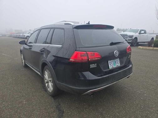 2017 Volkswagen Golf Alltrack TSI SE
