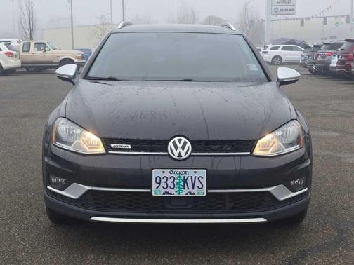 2017 Volkswagen Golf Alltrack TSI SE