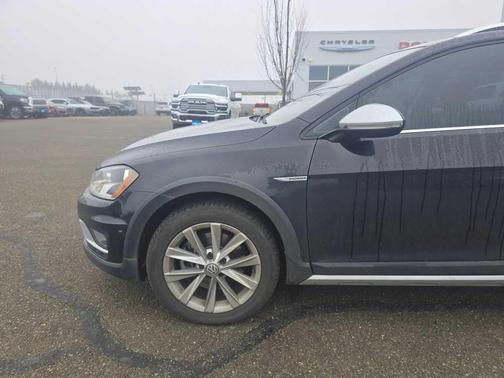 2017 Volkswagen Golf Alltrack TSI SE