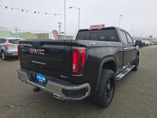 2021 GMC Sierra 1500 SLT
