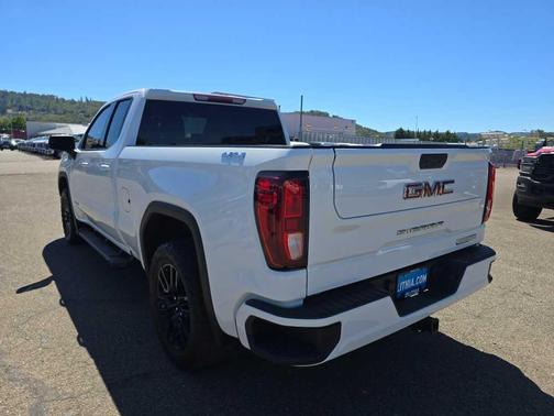 Summit White 2022 GMC Sierra 1500 Limited Elevation