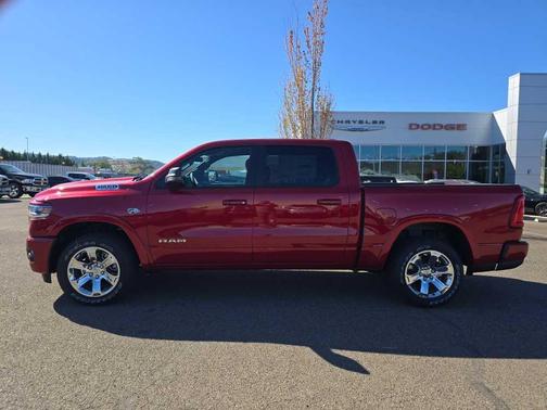 Molten Red Pearlcoat 2026 RAM 1500 Big Horn