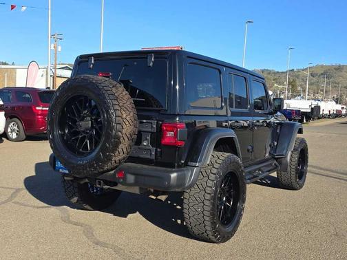 2023 Jeep Wrangler Rubicon 392