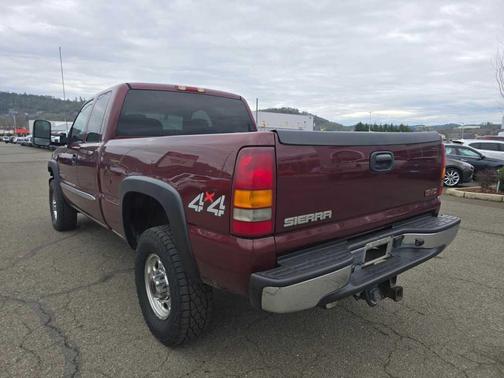 2003 GMC Sierra 2500 SLT