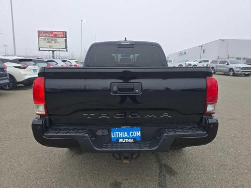 2018 Toyota Tacoma TRD Sport
