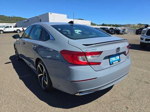 Sonic Gray Pearl 2022 Honda Accord Hybrid Sport