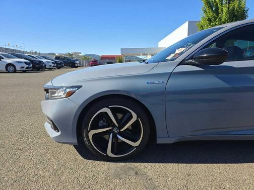 Sonic Gray Pearl 2022 Honda Accord Hybrid Sport