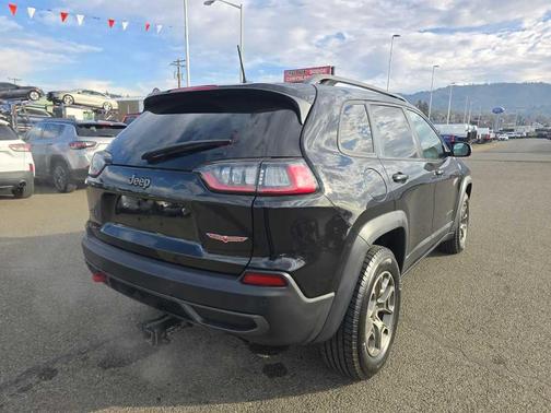 2020 Jeep Cherokee Trailhawk
