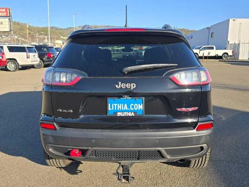 2020 Jeep Cherokee Trailhawk