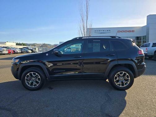 2020 Jeep Cherokee Trailhawk