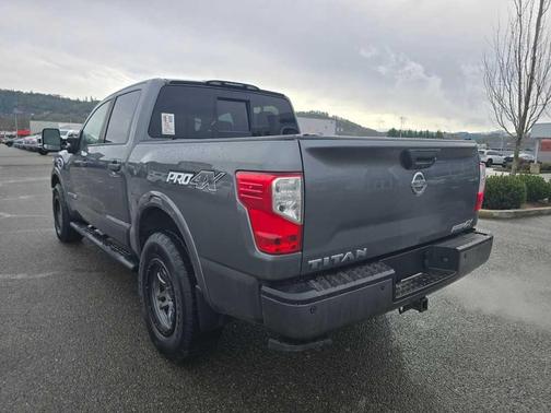 2017 Nissan Titan PRO-4X