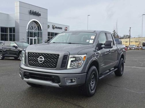 2017 Nissan Titan PRO-4X