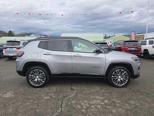 2023 Jeep Compass Limited