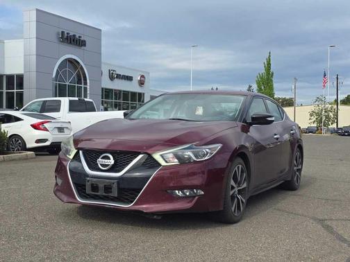 Red 2018 Nissan Maxima 3.5 SV