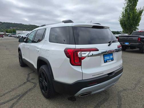 2020 GMC Acadia SLT