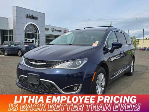 2018 Chrysler Pacifica Touring-L Plus