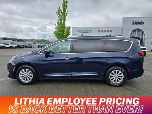 2018 Chrysler Pacifica Touring-L Plus