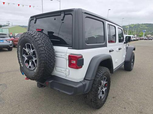 Bright White Clearcoat 2021 Jeep Wrangler Unlimited Rubicon