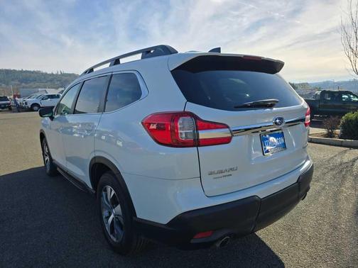 2022 Subaru Ascent TOURING