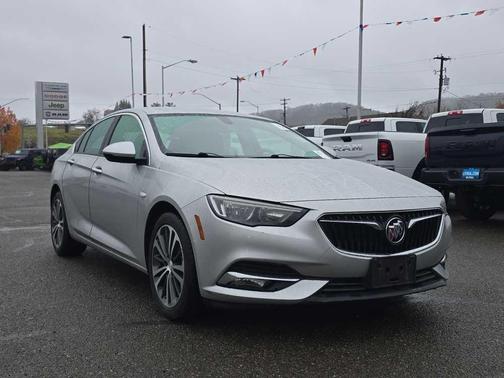 2019 Buick Regal Sportback Preferred II