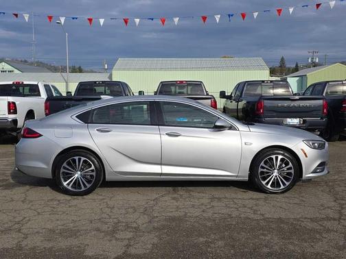 2019 Buick Regal Sportback Preferred II