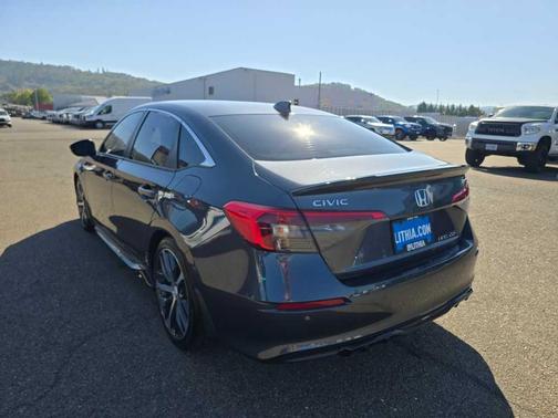 2022 Honda Civic Touring